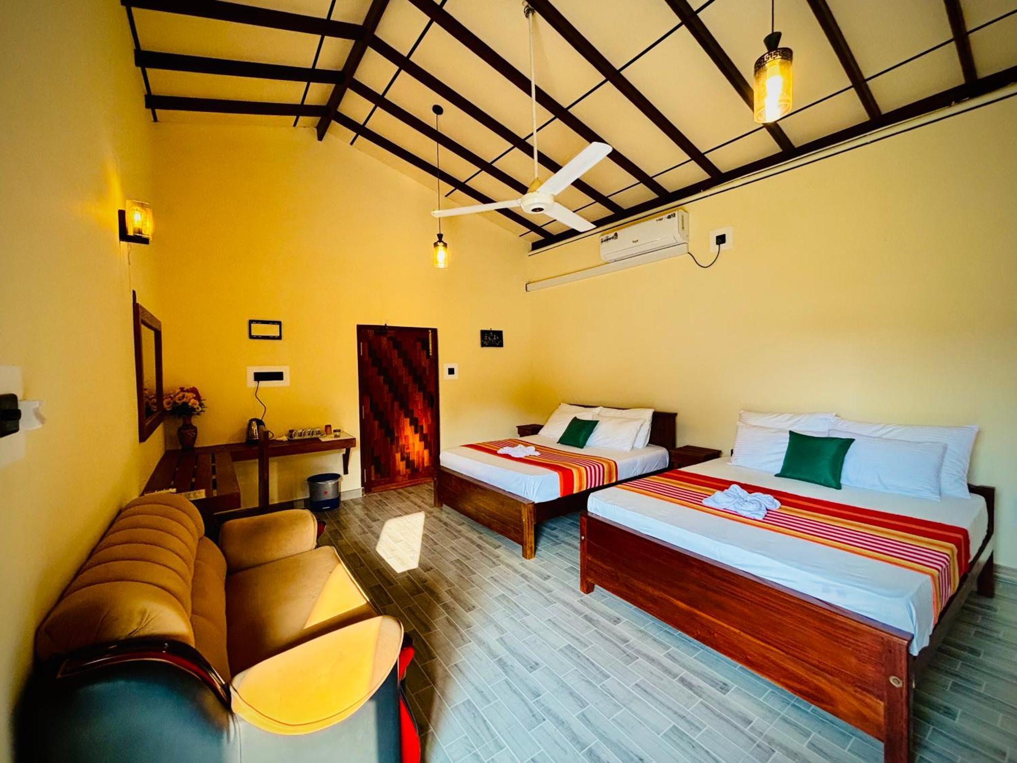 Nirosha Guest House Galle Exterior photo