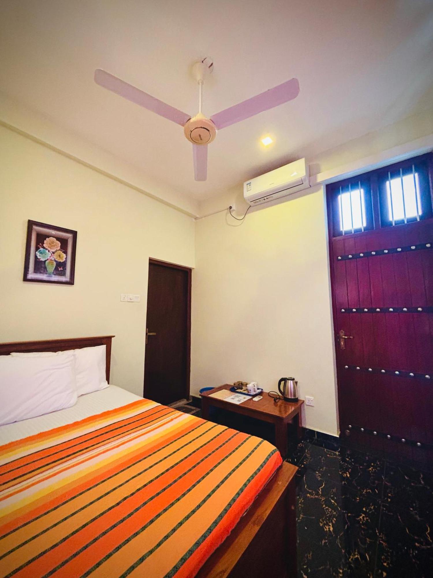 Nirosha Guest House Galle Room photo